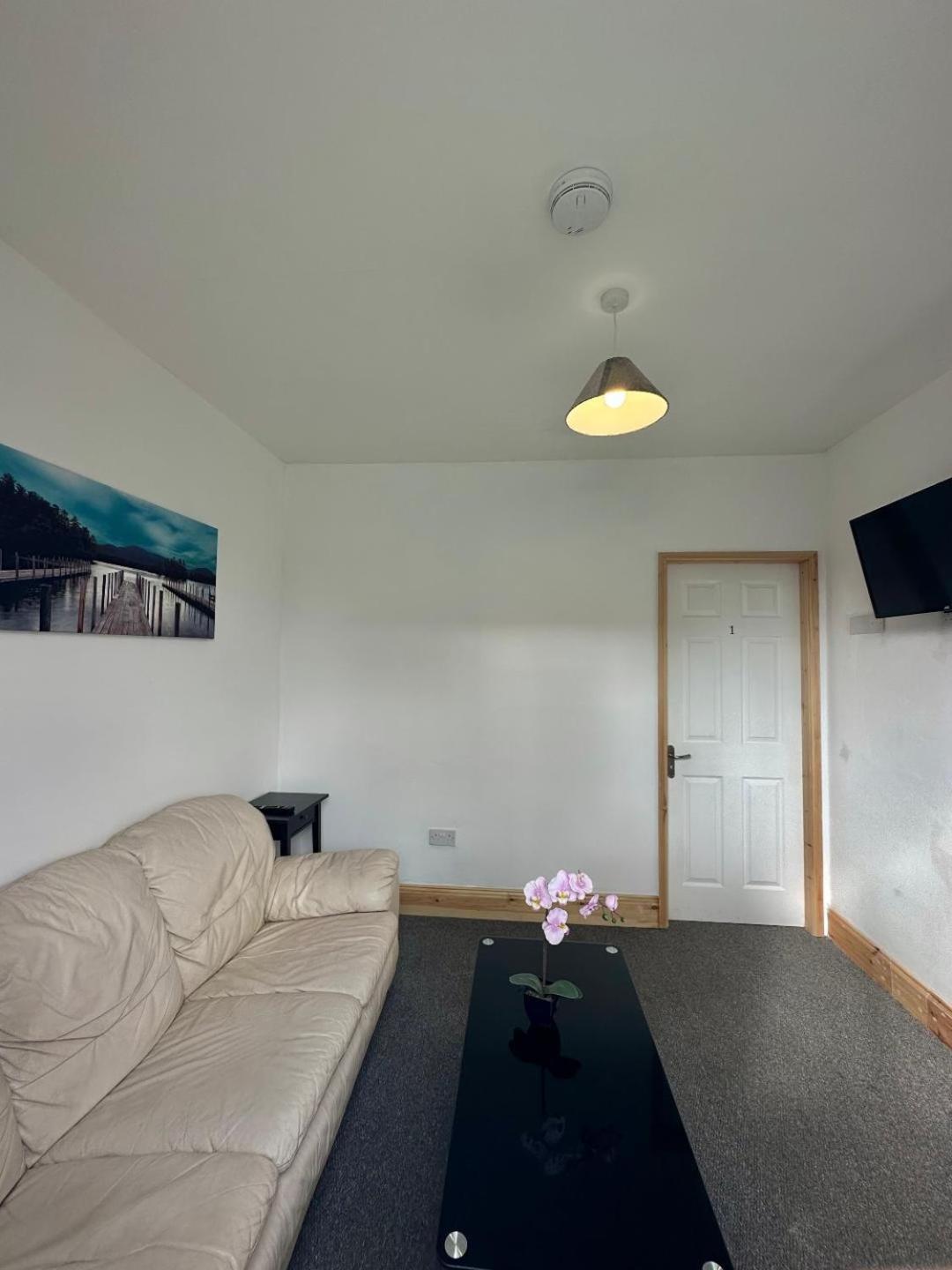 Browning House 3 Bedroom 6 Beds Long Or Short Stay Derby Exteriör bild