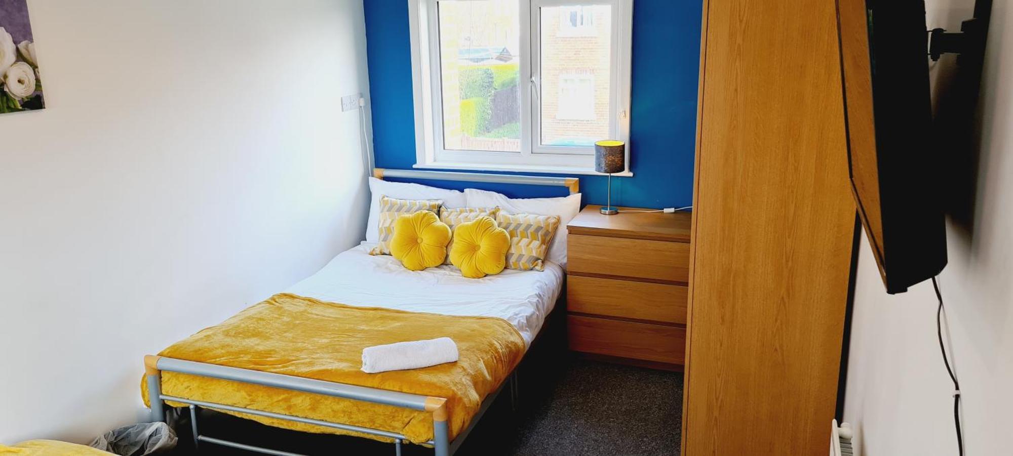 Browning House 3 Bedroom 6 Beds Long Or Short Stay Derby Exteriör bild