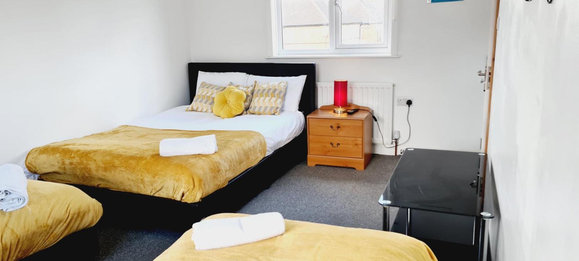 Browning House 3 Bedroom 6 Beds Long Or Short Stay Derby Exteriör bild