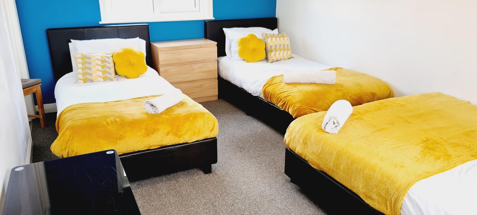 Browning House 3 Bedroom 6 Beds Long Or Short Stay Derby Exteriör bild