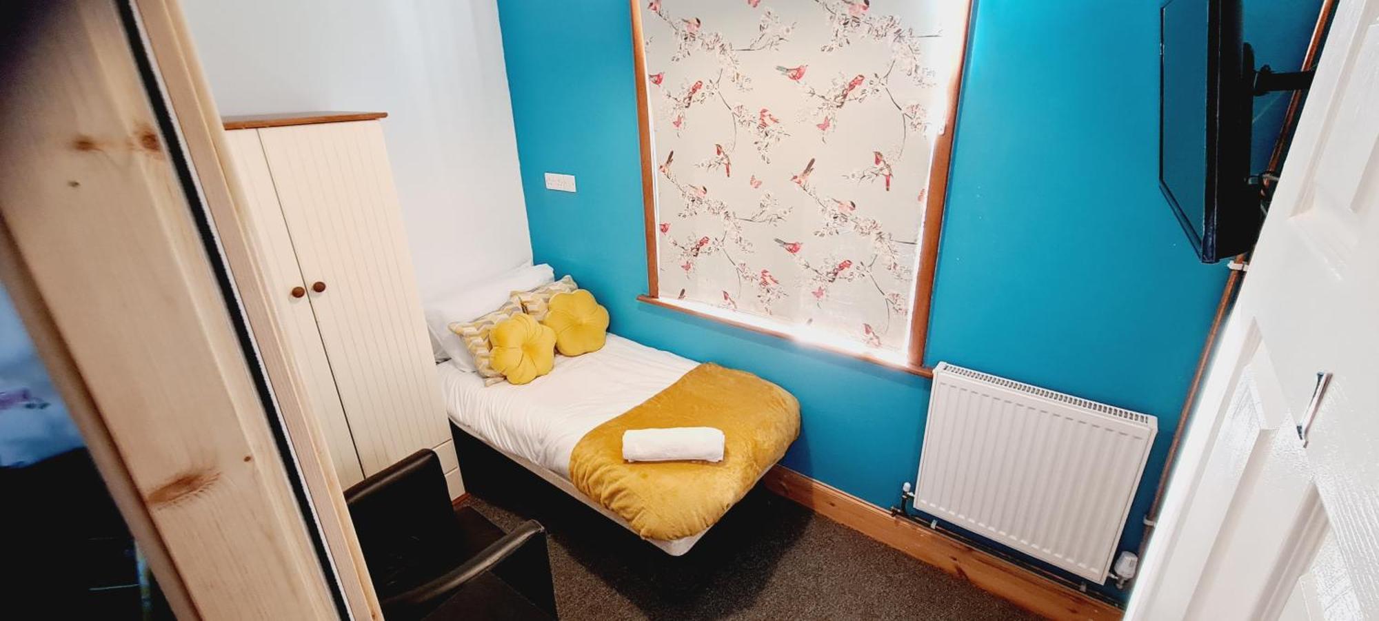 Browning House 3 Bedroom 6 Beds Long Or Short Stay Derby Exteriör bild